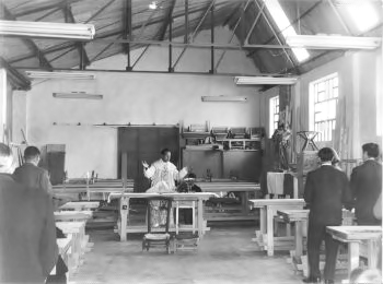 misa antigua escuela 1965